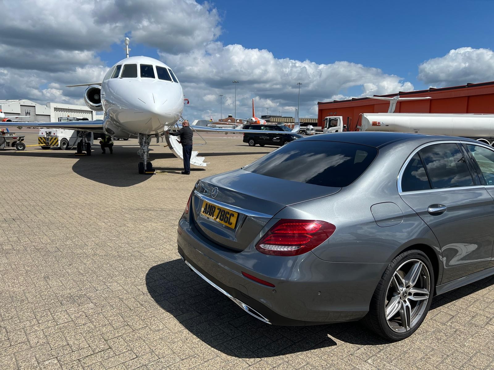 London to Luton Signature Terminal