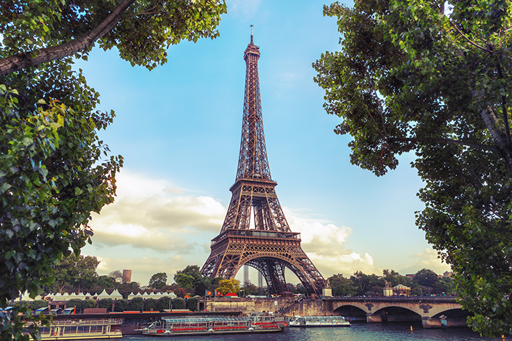 City Splendours Unveiled: London to Paris Inter-City Tours