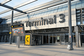 Efficiently Navigate Heathrow Airport Terminal 3 with Our Transfers

