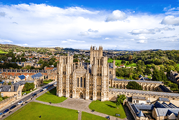 London to Wells - Your Reliable Ride in London and Beyond
